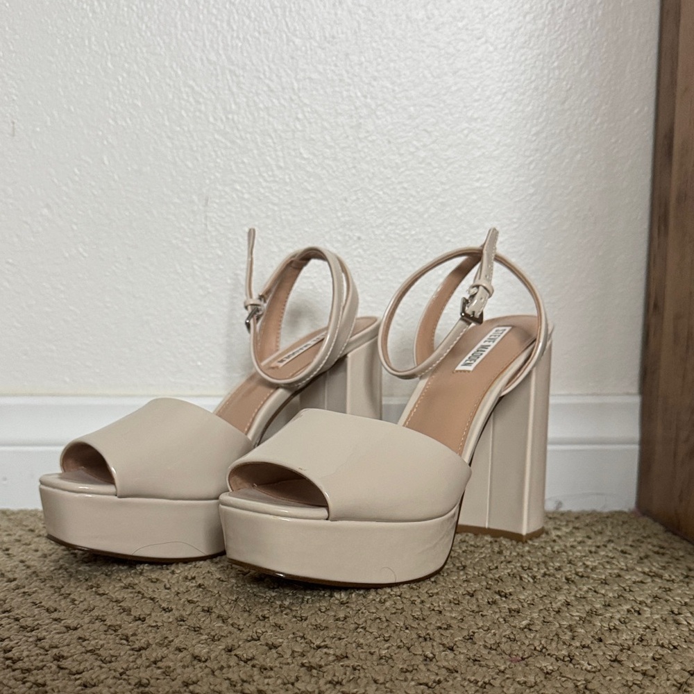 Steve Madden Cream Platform Heels